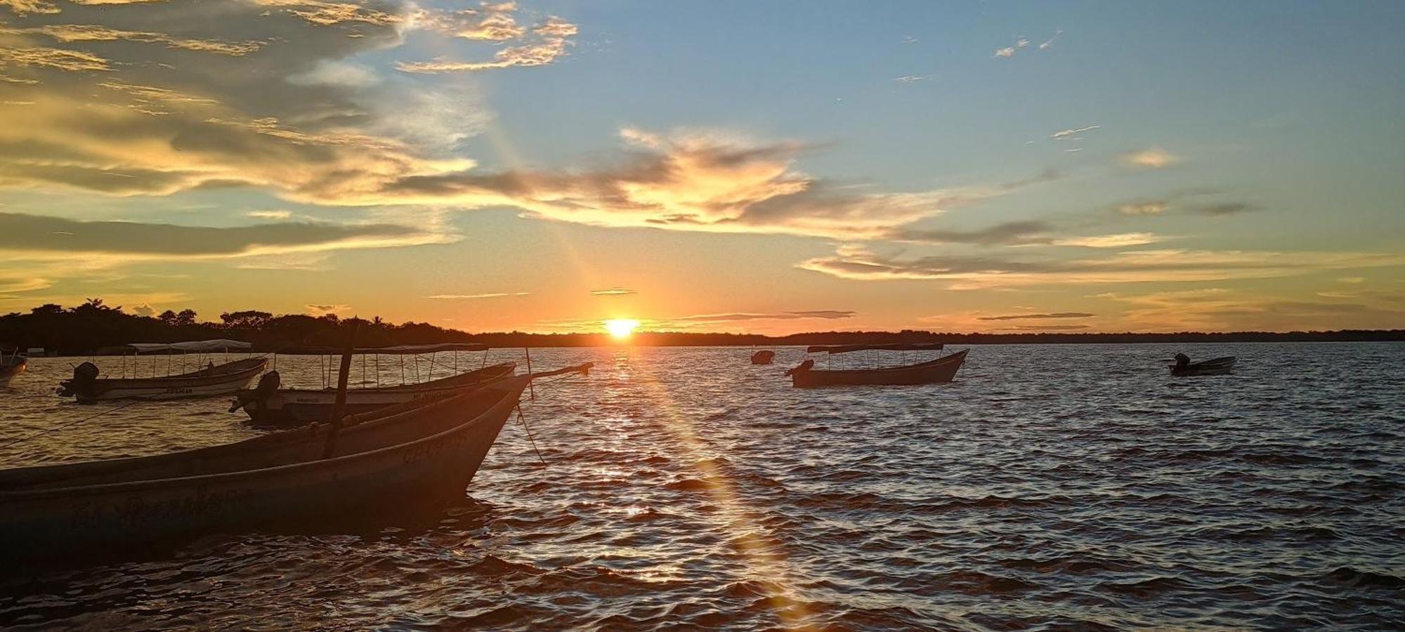 Cabanas La Consentida San Antero Bagian luar foto